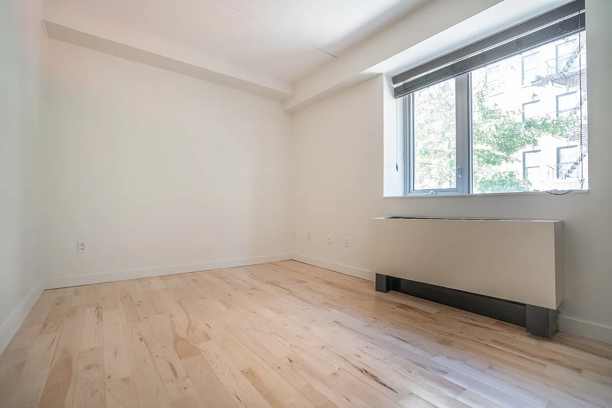 1810 Third Avenue B2B East Harlem New York NY 10029