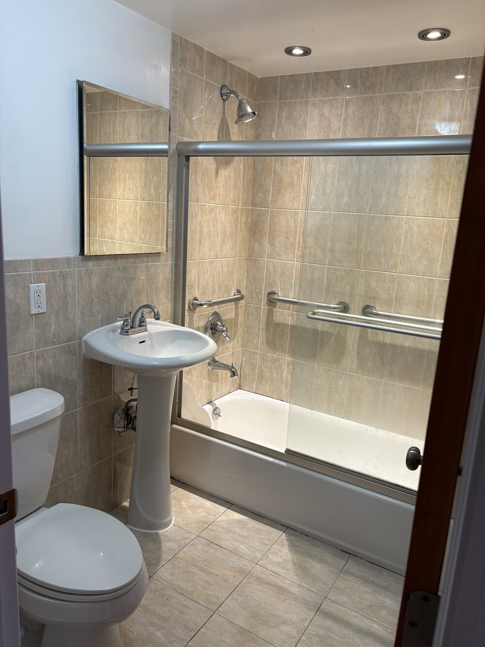132 Battery Avenue 1 Fort Hamilton Brooklyn NY 11209