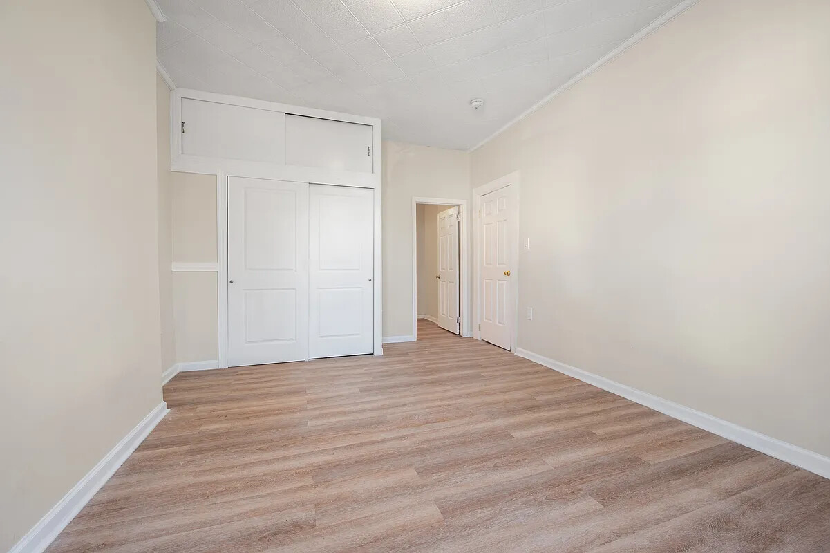 308 East 8th Street 1 Kensington Brooklyn NY 11218