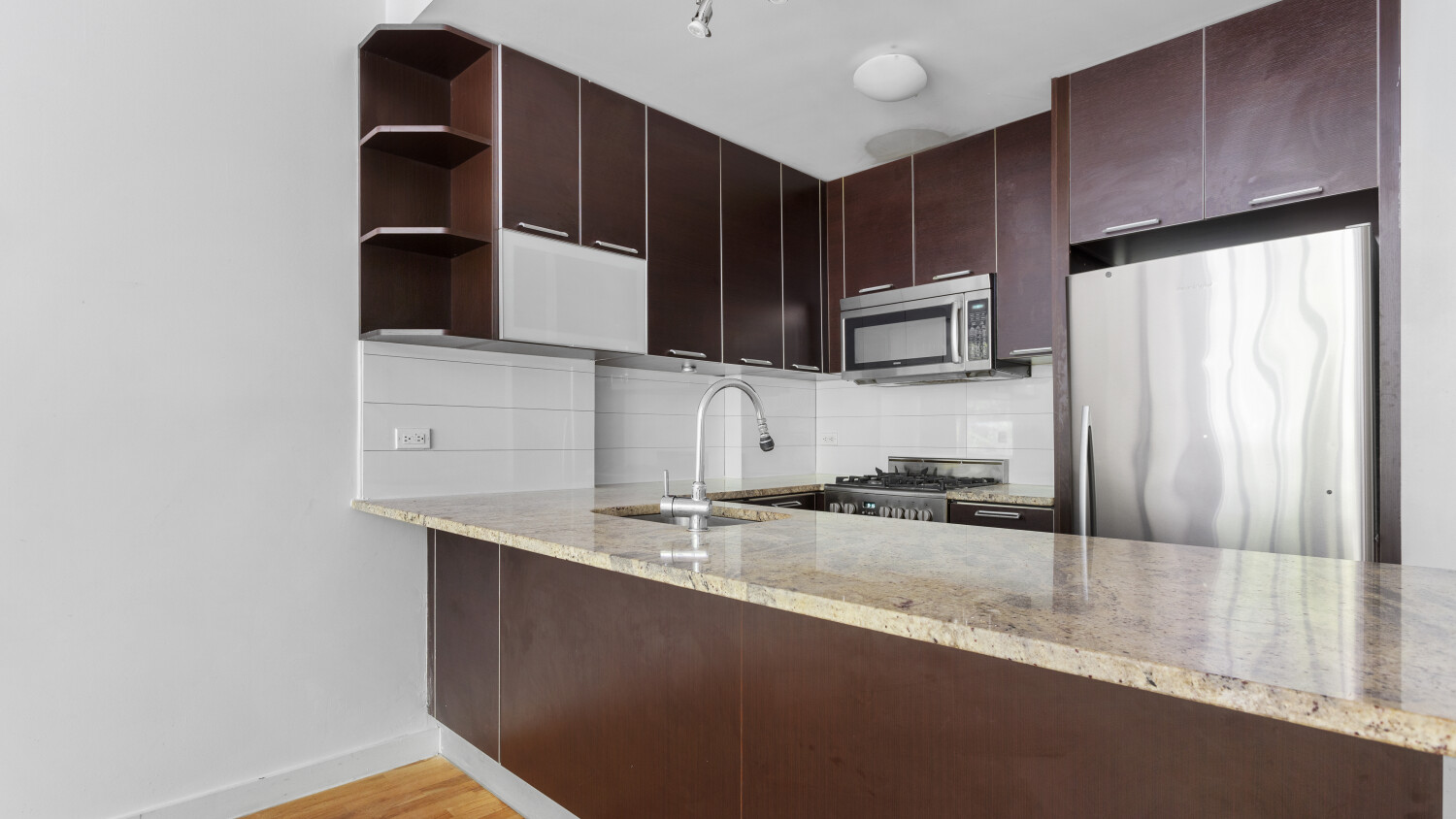 502 Ninth Avenue 2B Clinton New York NY 10018