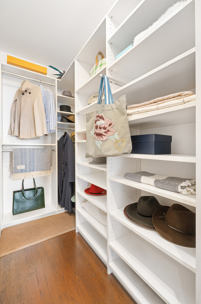 3 Hanover Square 19J Financial District New York NY 10004