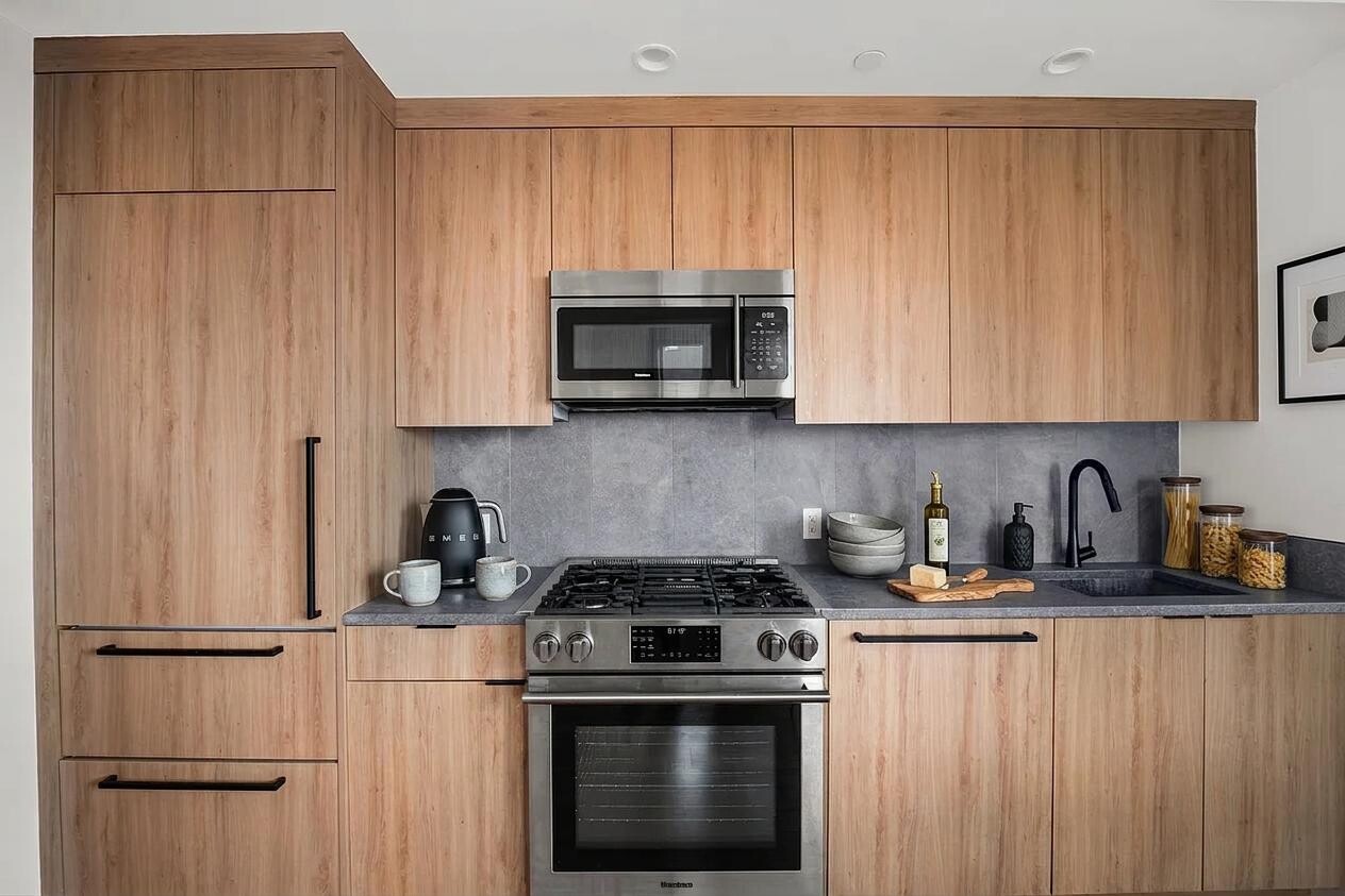 24-16 Queens Plaza South 15B Long Island City Queens NY 11101