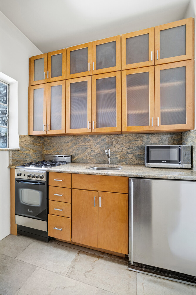 59 East 75th Street 5A Upper East Side New York NY 10021