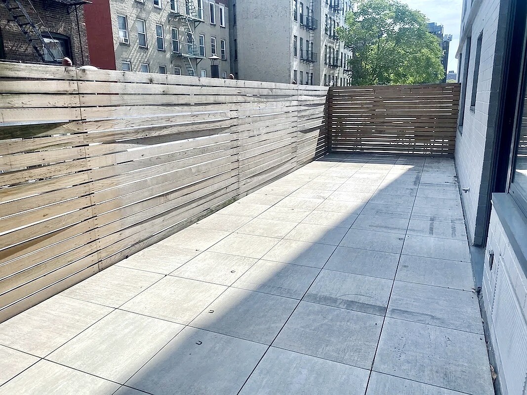 250 East Houston Street 2B E. Greenwich Village New York NY 10002