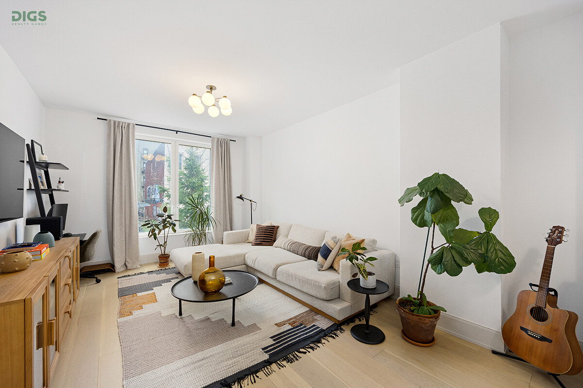 308 North 7th Street Williamsburg Brooklyn NY 11211