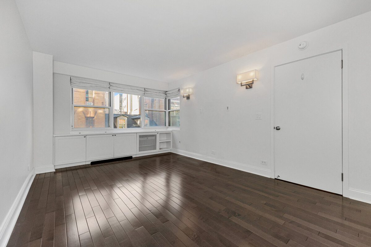 3 Sheridan Square 4D Greenwich Village New York NY 10014