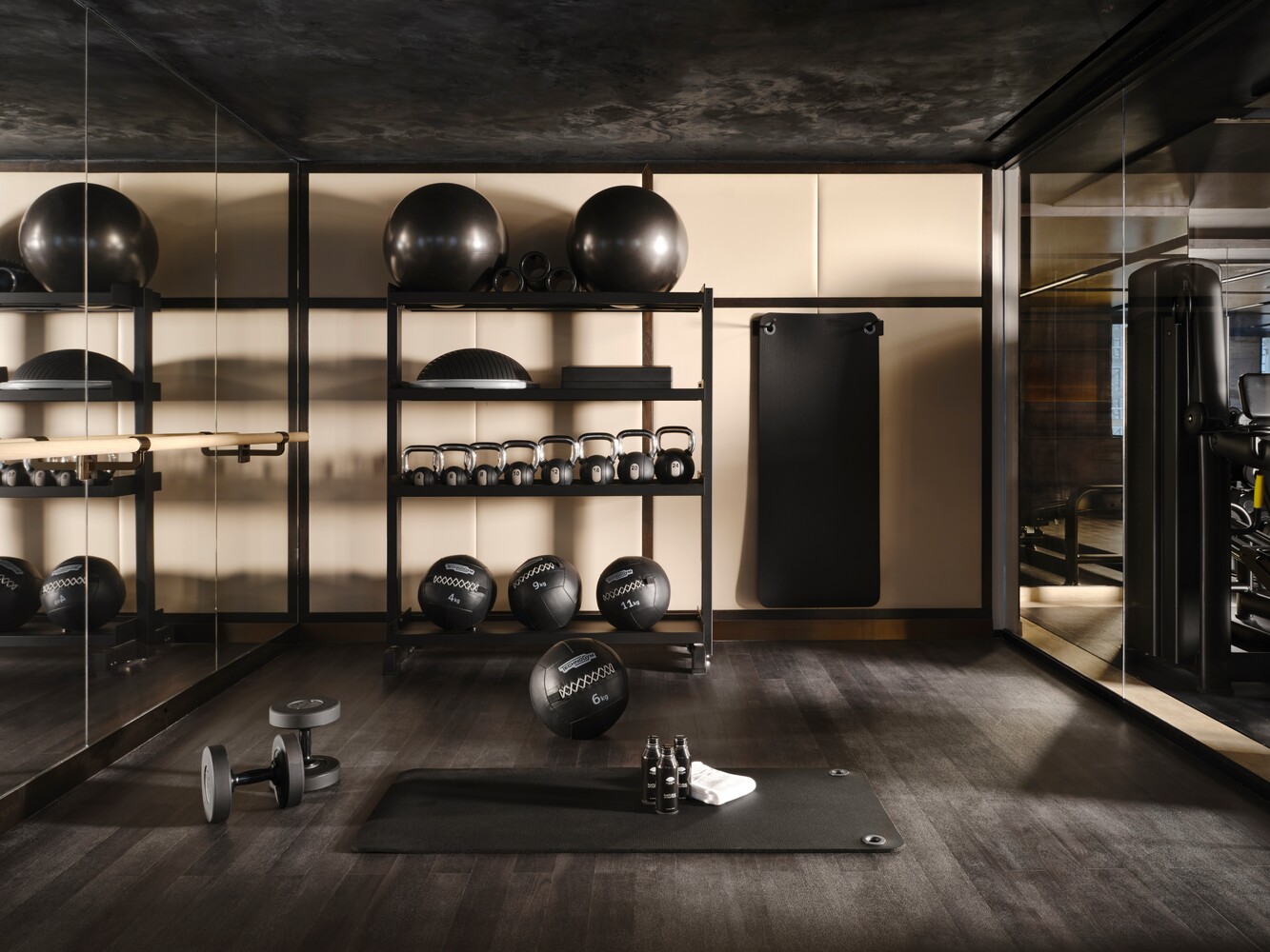 685 Fifth Avenue Midtown East New York NY 10022