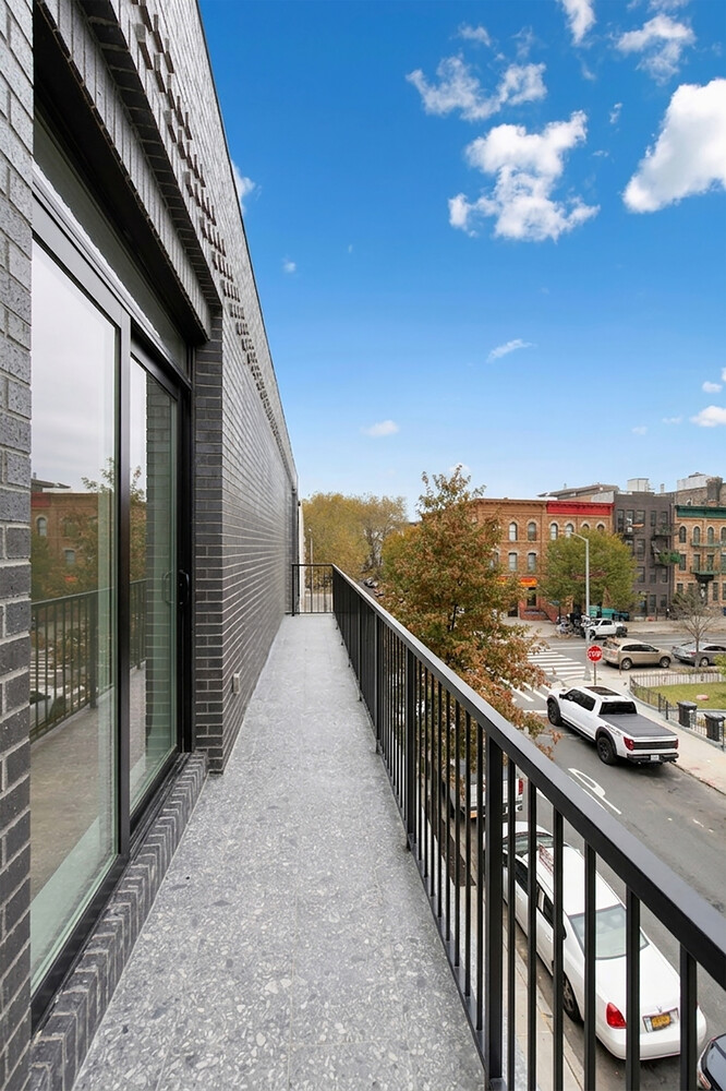 831 Knickerbocker Avenue Bushwick Brooklyn NY 11237