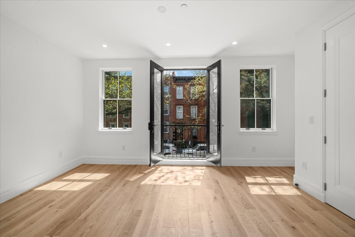 147 Luquer Street 1 Carroll Gardens Brooklyn NY 11231