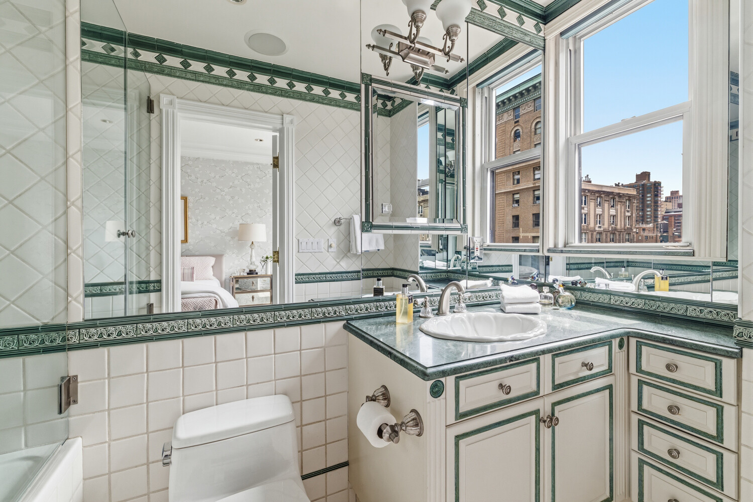 910 Park Avenue 12S Upper East Side New York NY 10075