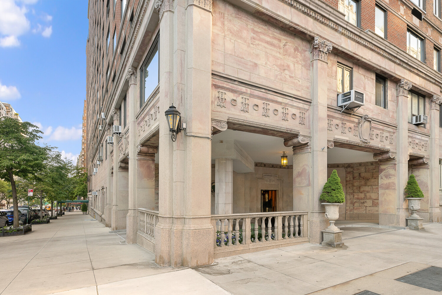 2 Sutton Place South 2D Sutton Place New York NY 10022