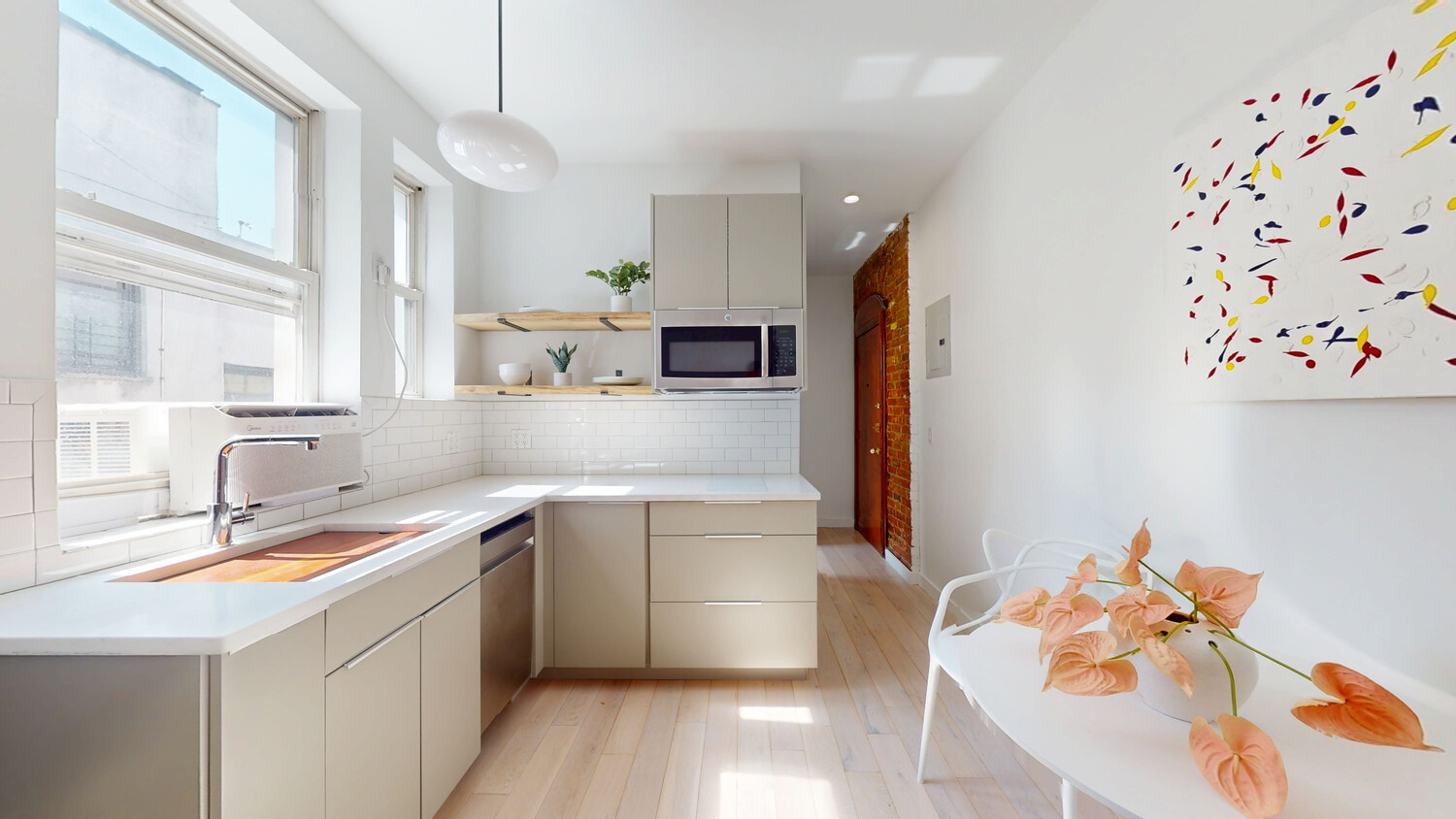 124 Thompson Street APT30 Soho New York NY 10012