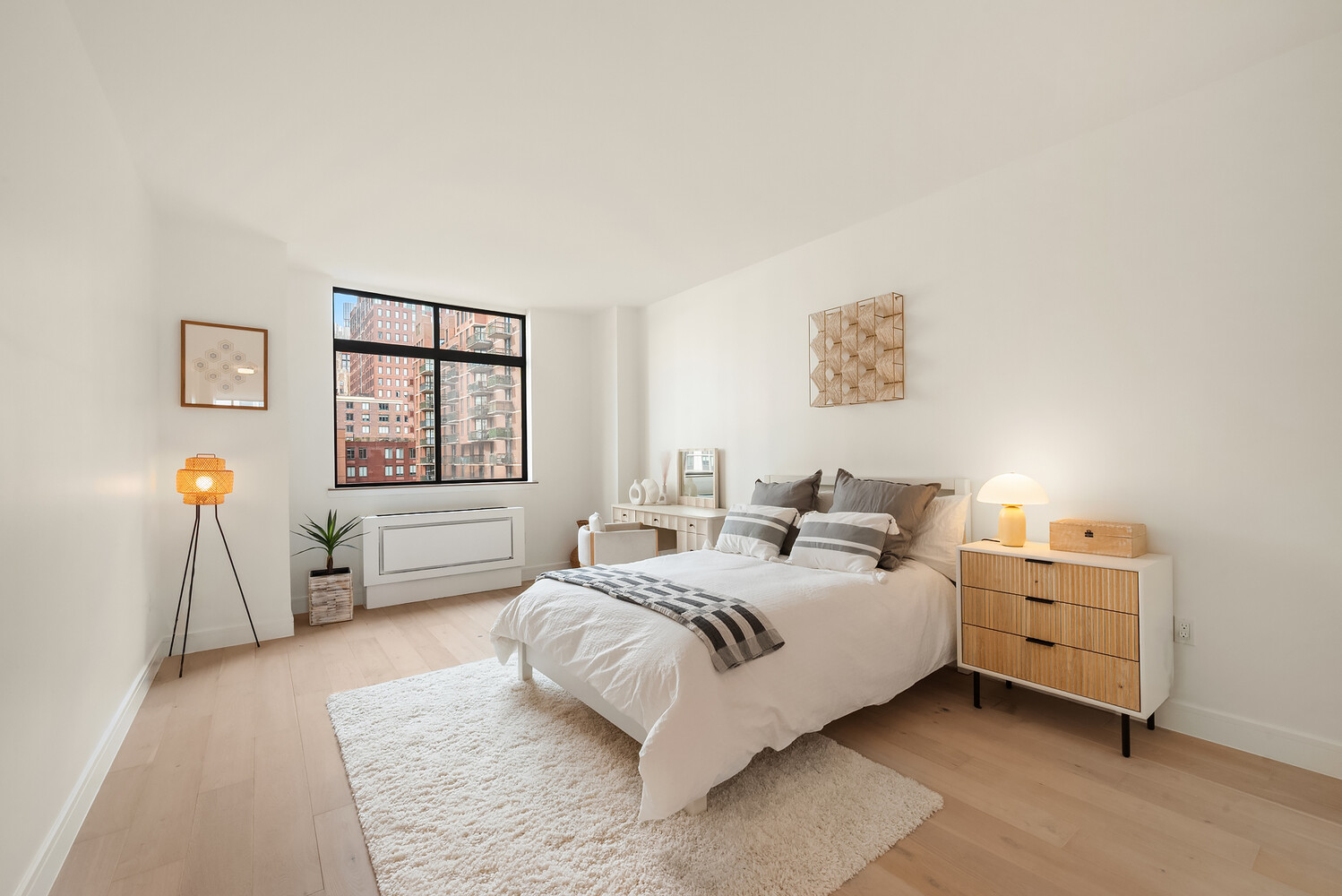 350 Albany Street 8A Battery Park City New York NY 10280