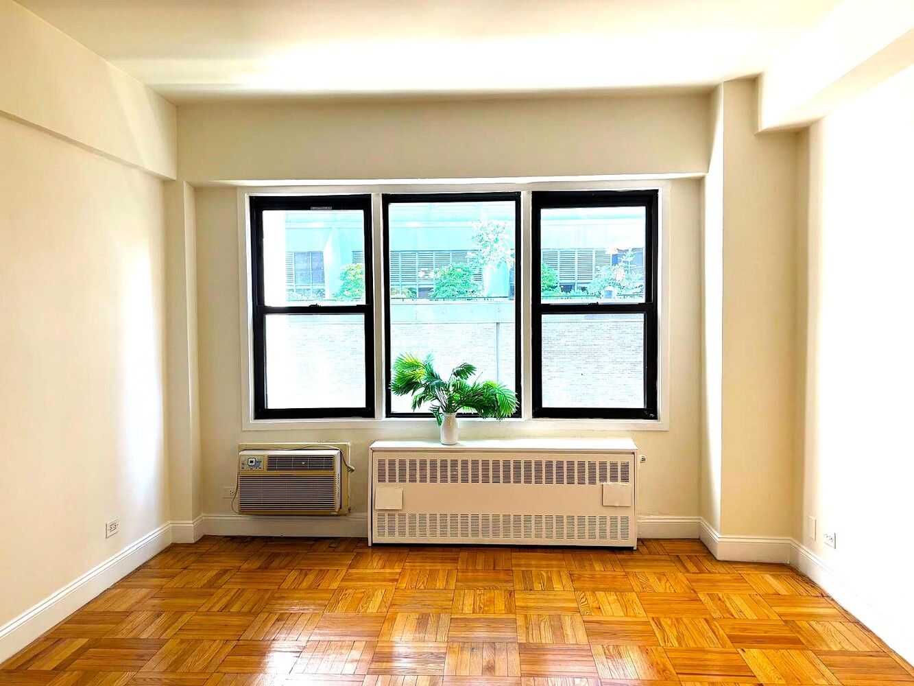 220 East 54th Street 10D Turtle Bay New York NY 10022