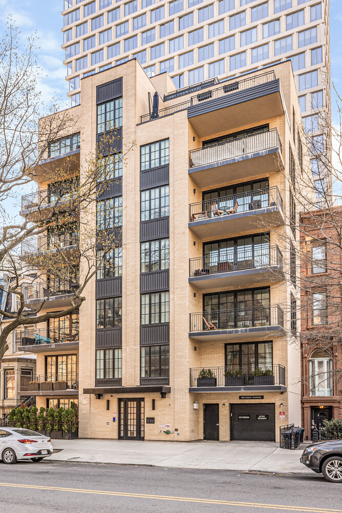 532 Clinton Avenue 6B Clinton Hill Brooklyn NY 11238