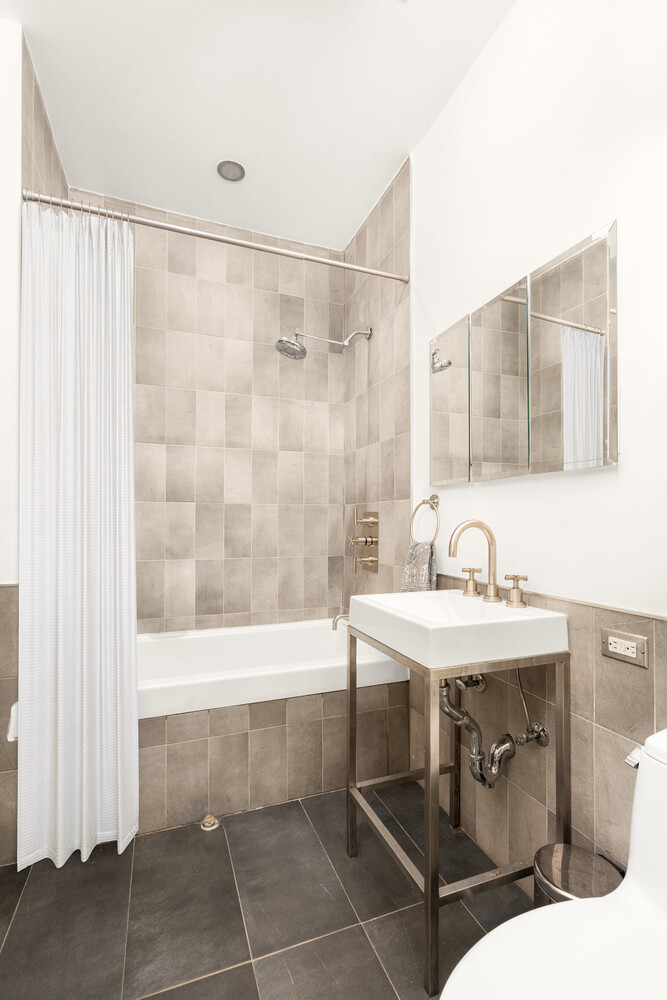 55 Berry Street 1B Williamsburg Brooklyn NY 11249