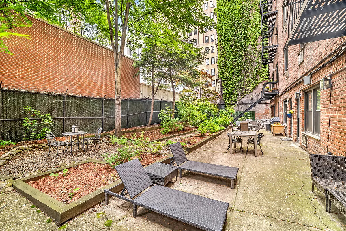 250 West 15th Street 2C Chelsea New York NY 10011