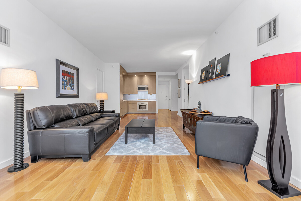 1600 Broadway Midtown West New York NY 10019