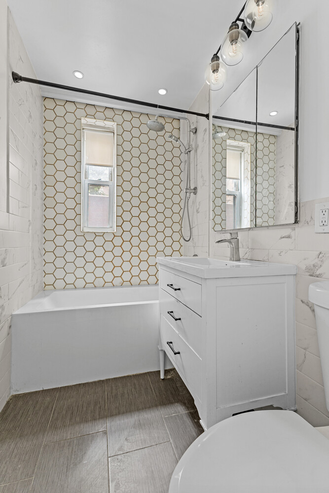 350 East 30th Street 1D Kips Bay New York NY 10016