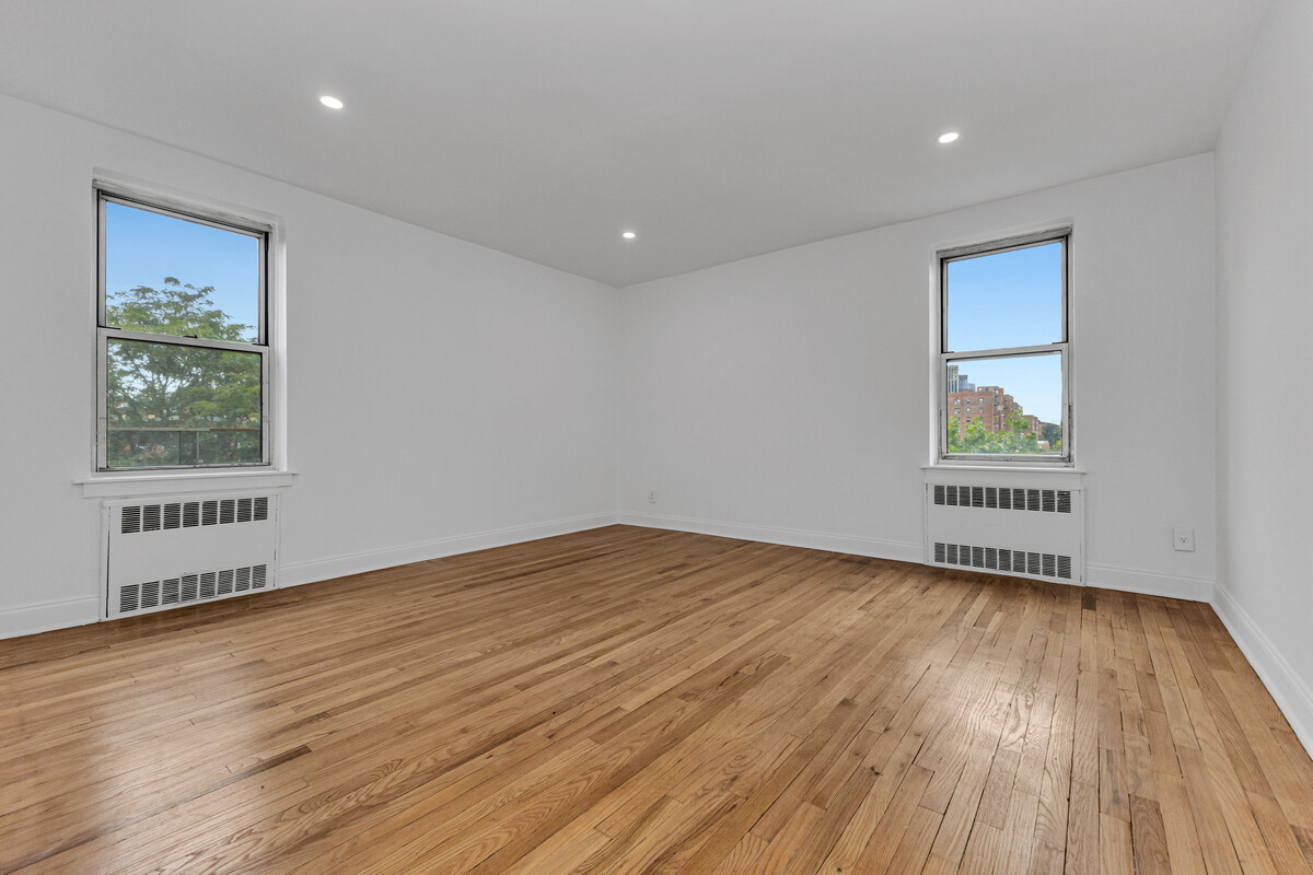 65-35 Yellowstone Blvd. 6F Forest Hills Queens NY 11375