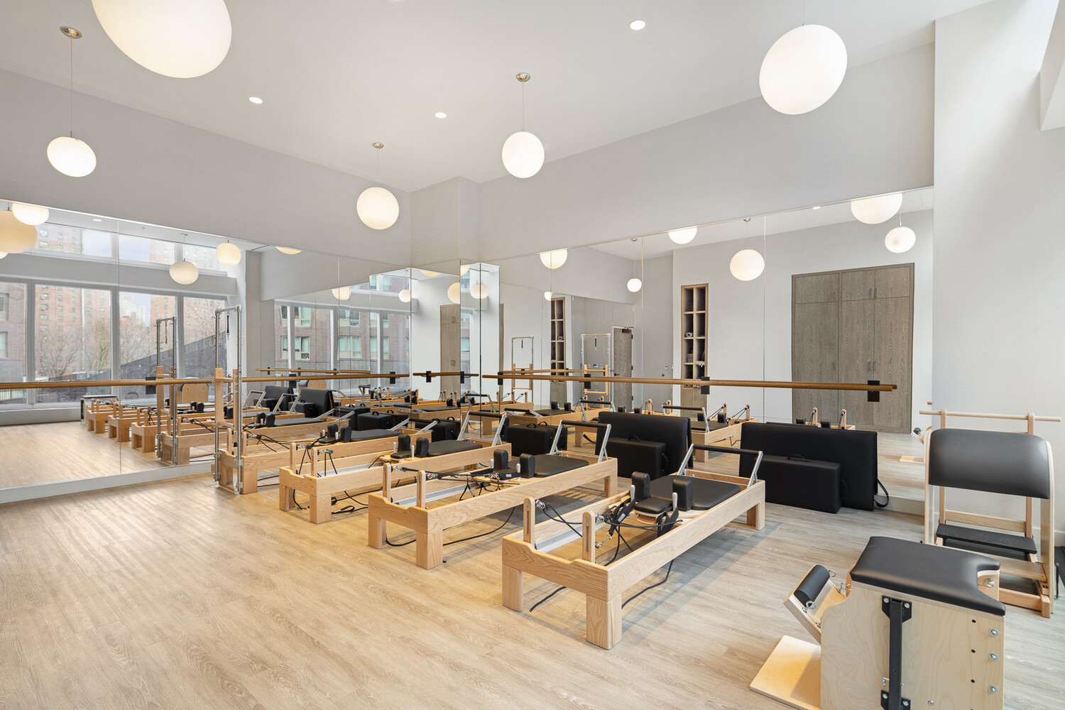 252 South Street 64G Lower East Side New York NY 10002