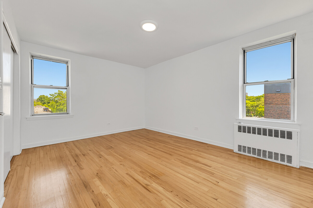67-10 108th Street Forest Hills Queens NY 11375