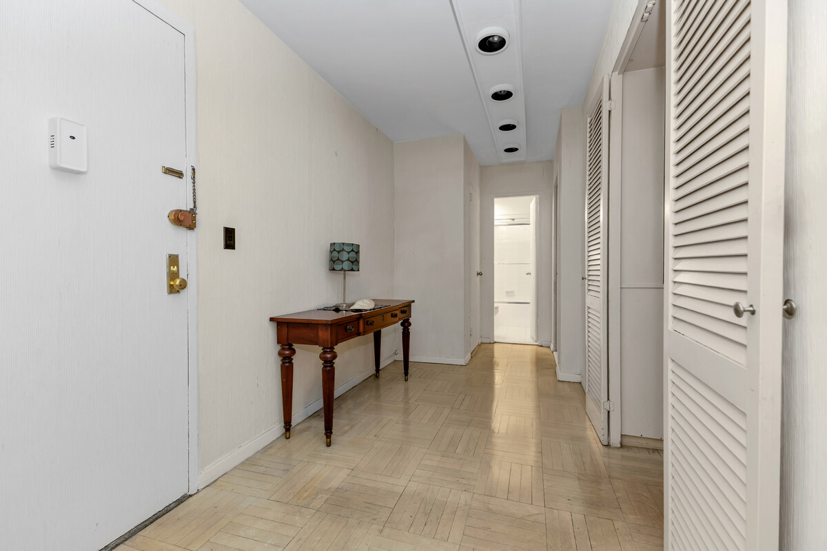 220 East 54th Street 5E Turtle Bay New York NY 10022
