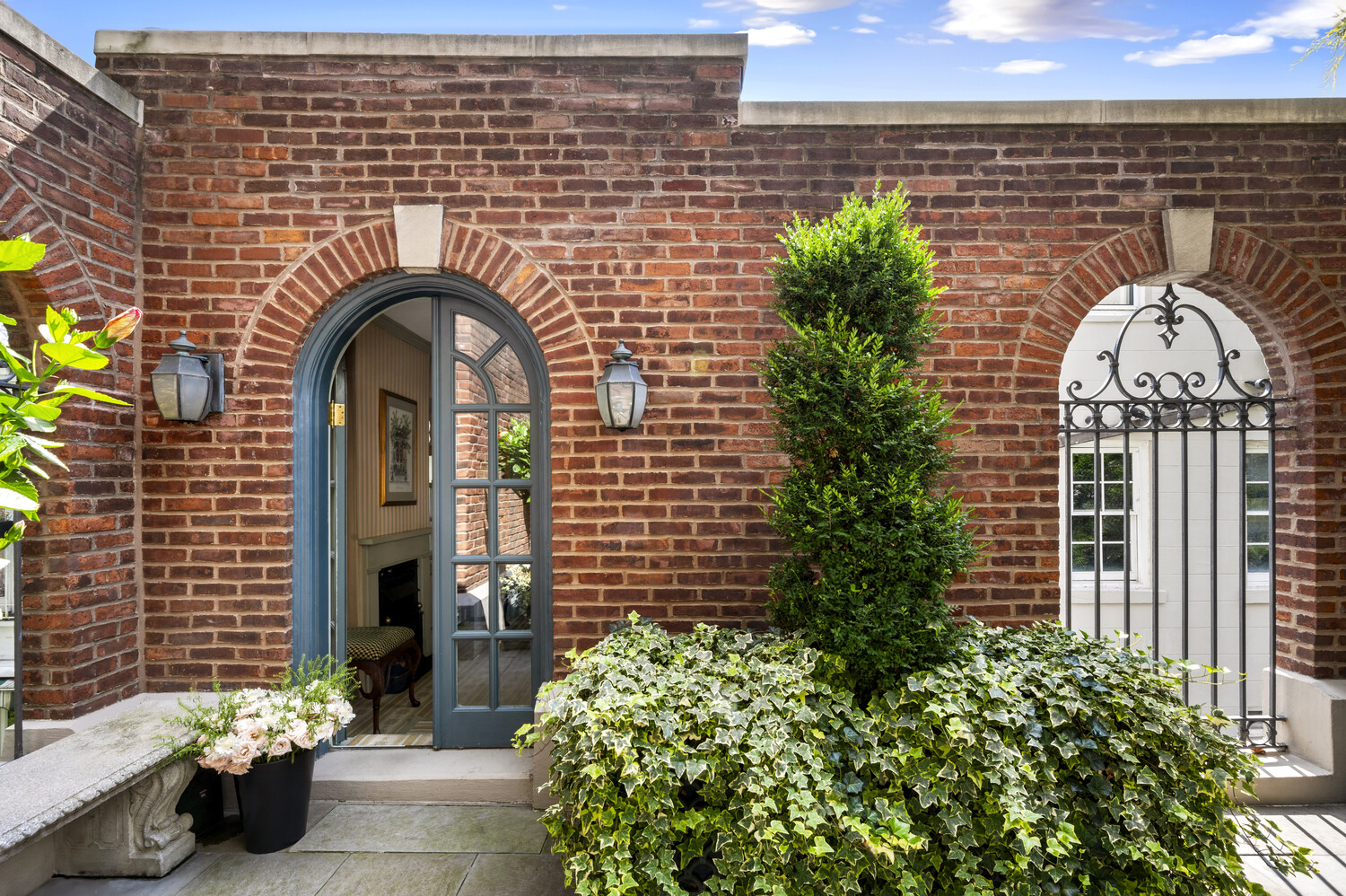 163 East 64th Street Upper East Side New York NY 10065