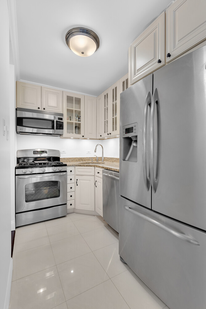 330 East 75th Street 4B Upper East Side New York NY 10021