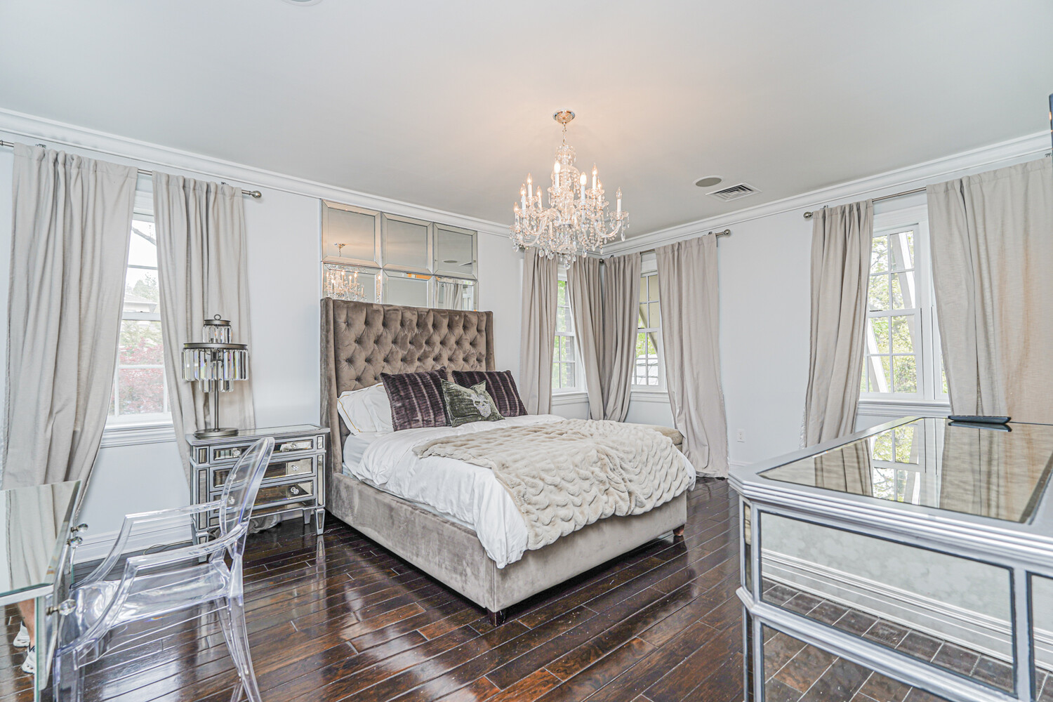 125 Benedict Road Todt Hill Staten Island NY 10304