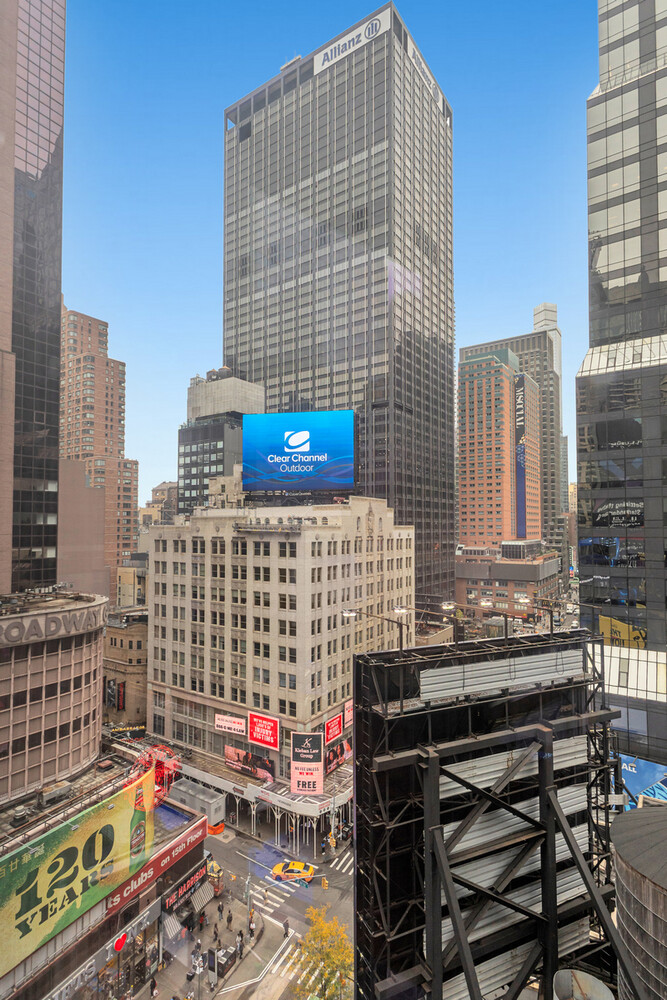 1600 Broadway Midtown West New York NY 10019