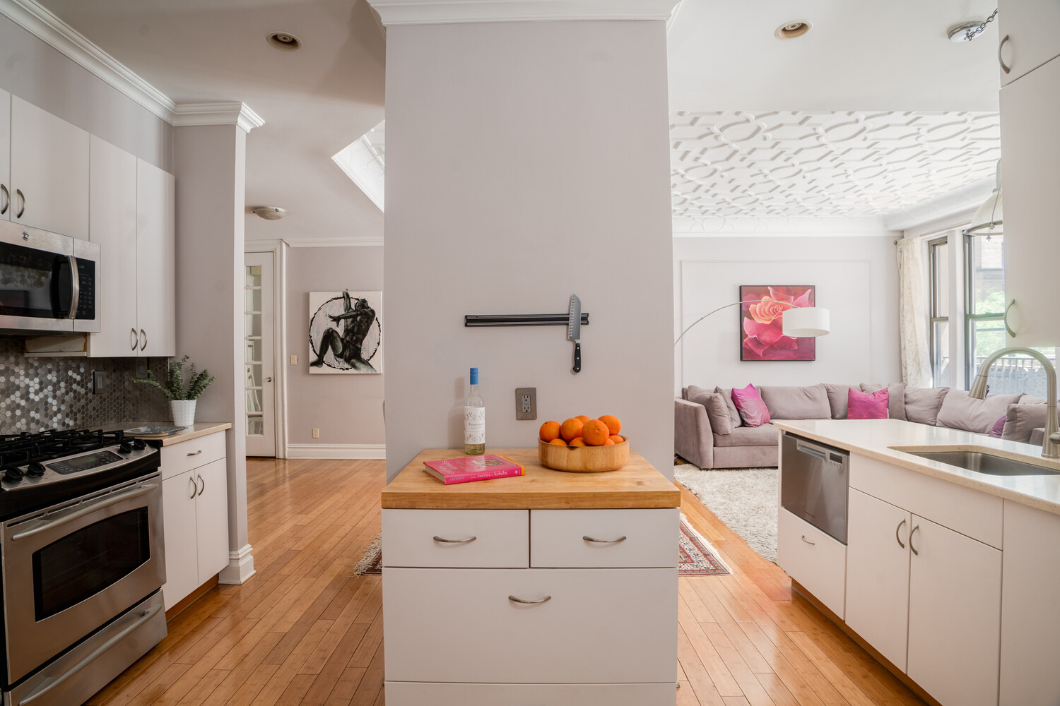 200 West 54th Street 2D Midtown West New York NY 10019