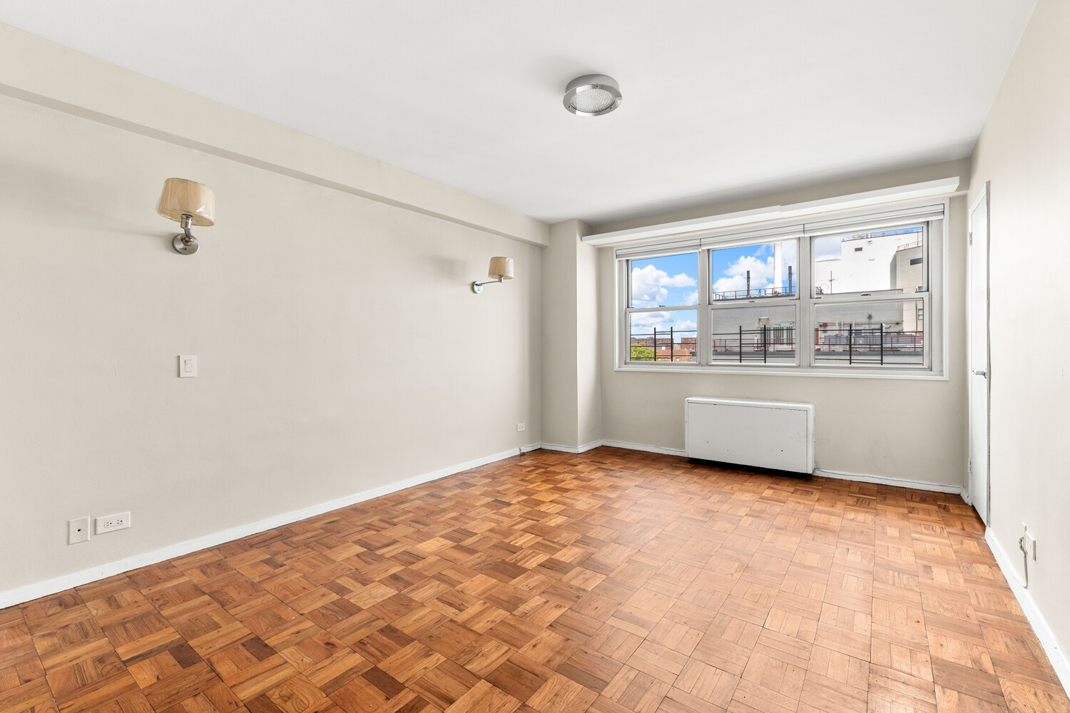 102-10 66th Road 8D Forest Hills Queens NY 11375