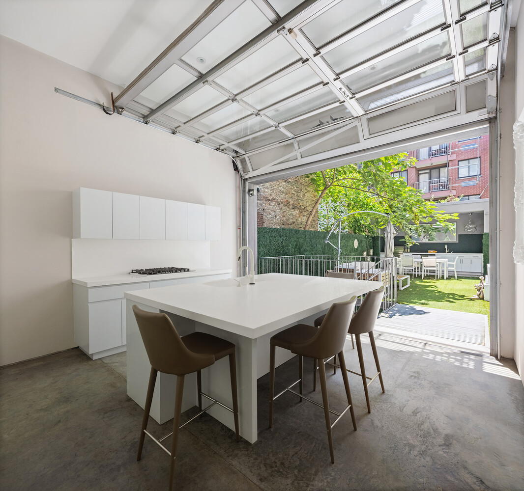 224 East 14th Street 1 E. Greenwich Village New York NY 10003