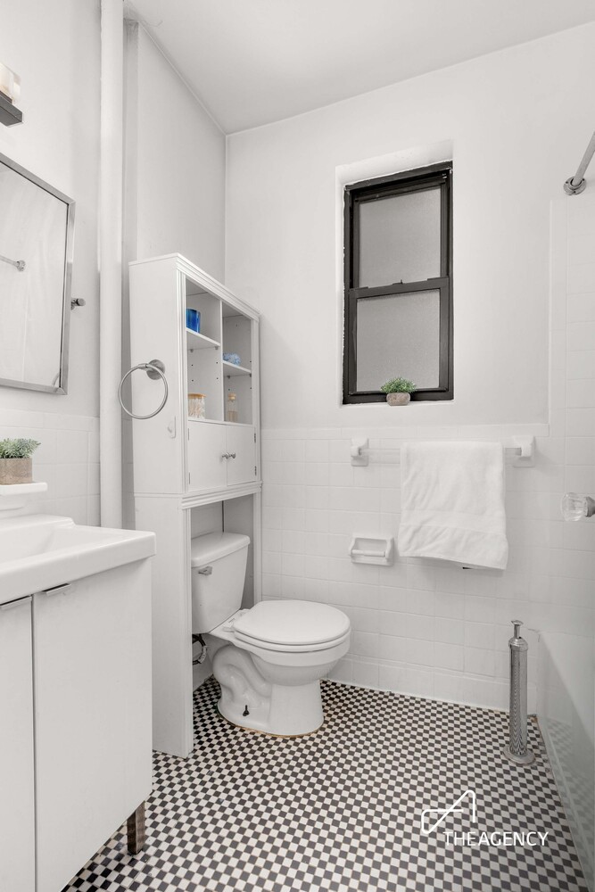 270 West 11th Street 2F W. Greenwich Village New York NY 10014