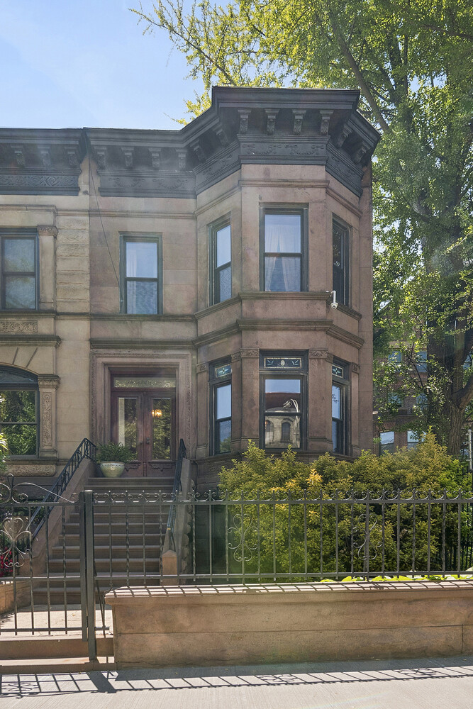 954 Park Place Crown Heights Brooklyn NY 11213