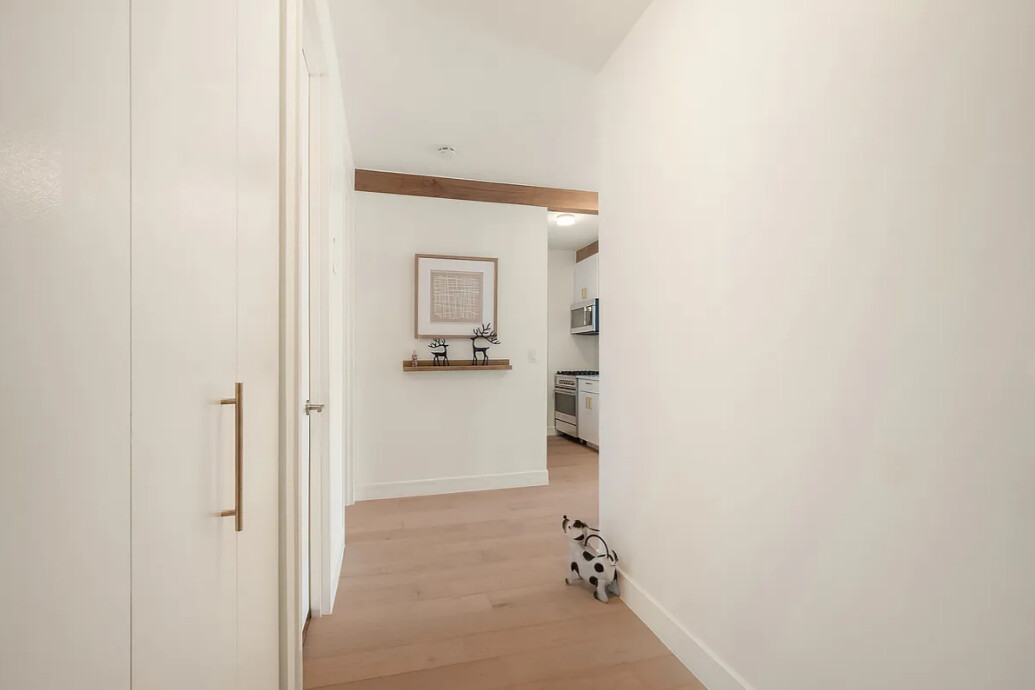 350 Albany Street 8A Battery Park City New York NY 10280