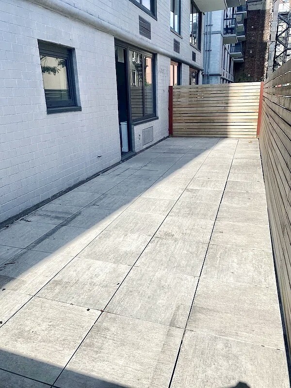 250 East Houston Street 2B E. Greenwich Village New York NY 10002