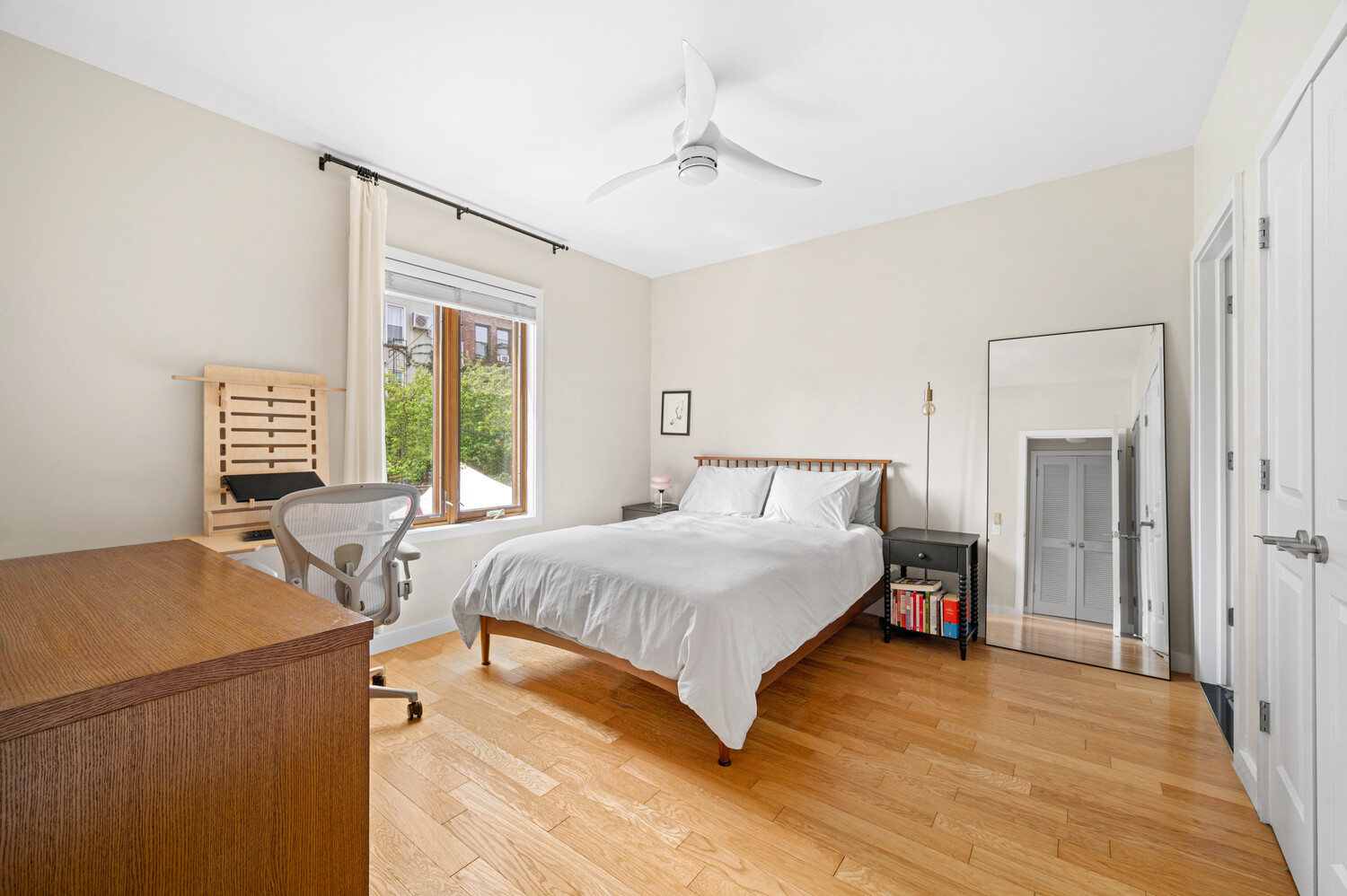 186 8th Street 2B Gowanus Brooklyn NY 11215