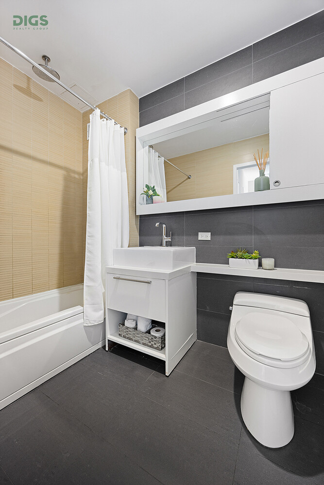 305 West 16th Street 5F Chelsea New York NY 10011