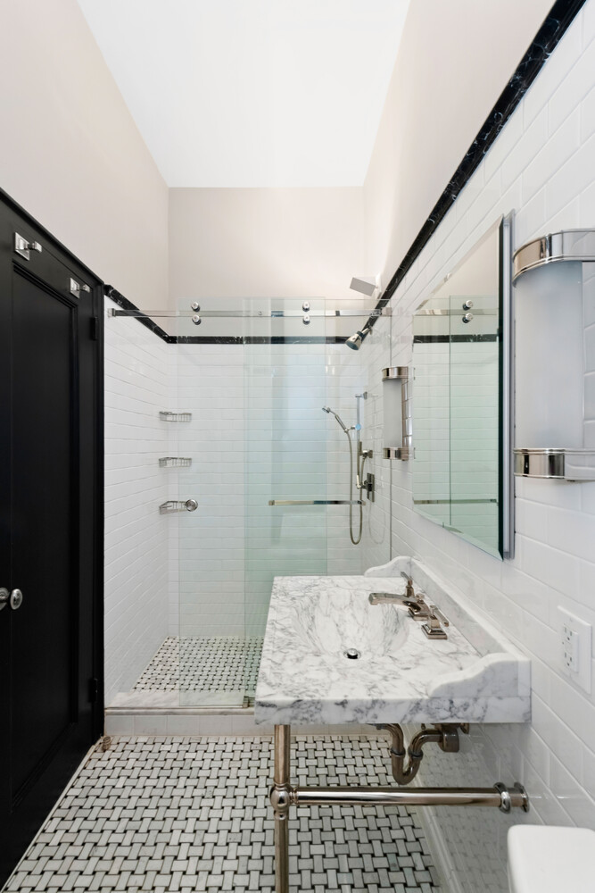 11 West 81st Street 1B Central Park West New York NY 10024