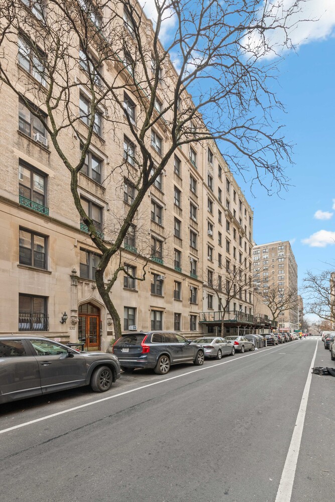 532 West 111th Street 53/54 Morningside Heights New York NY 10025