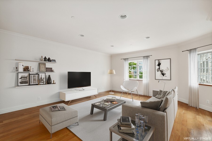 85 Hudson Avenue 4B Vinegar Hill Brooklyn NY 11201