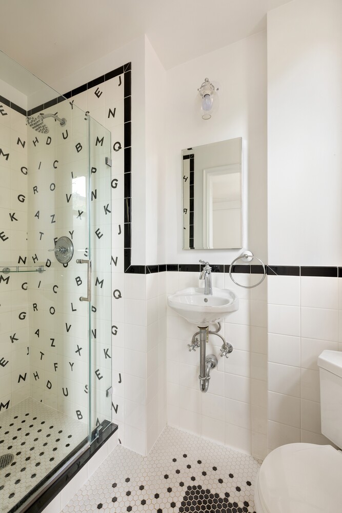 360 Clinton Avenue 3T Clinton Hill Brooklyn NY 11205