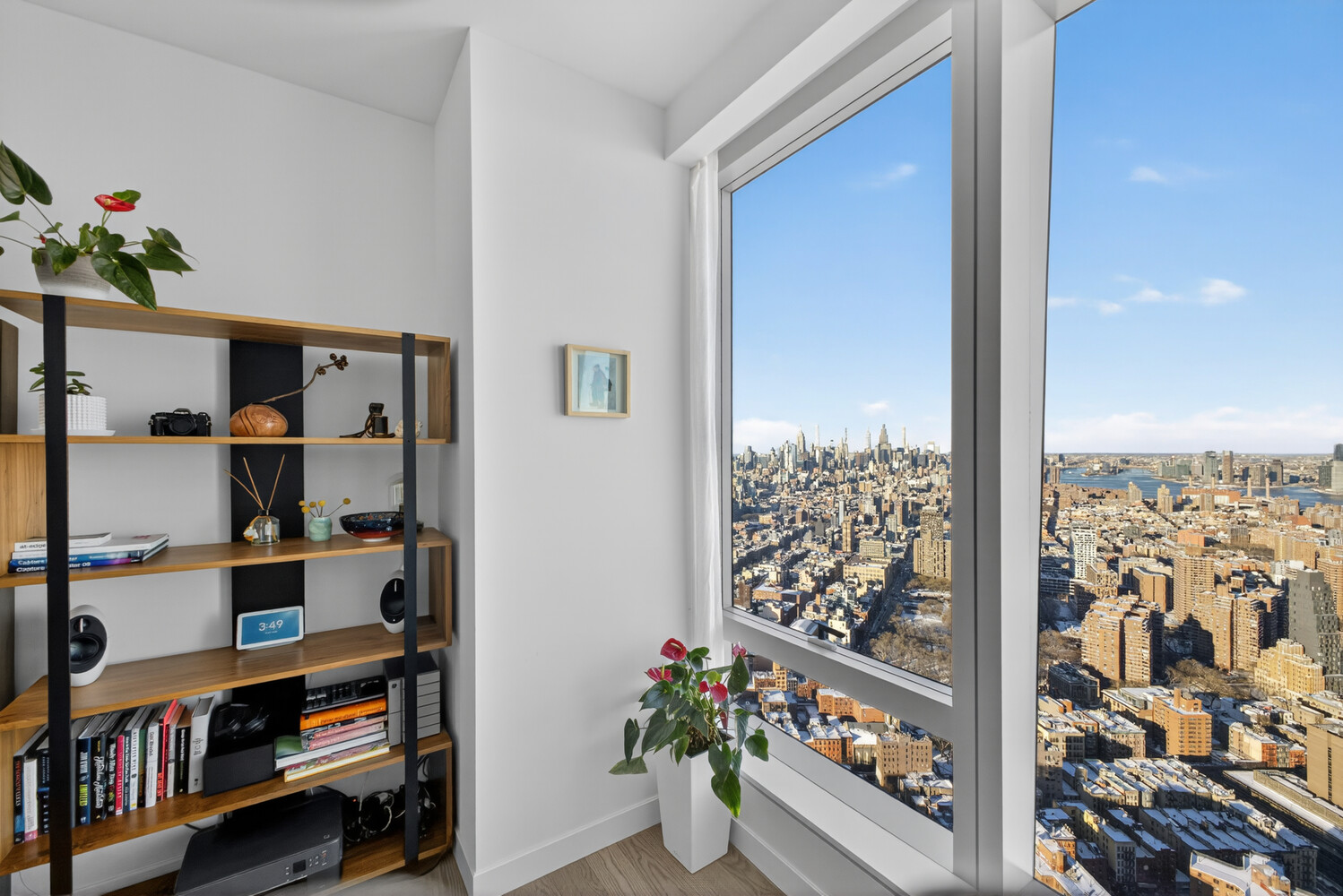 252 South Street 64G Lower East Side New York NY 10002