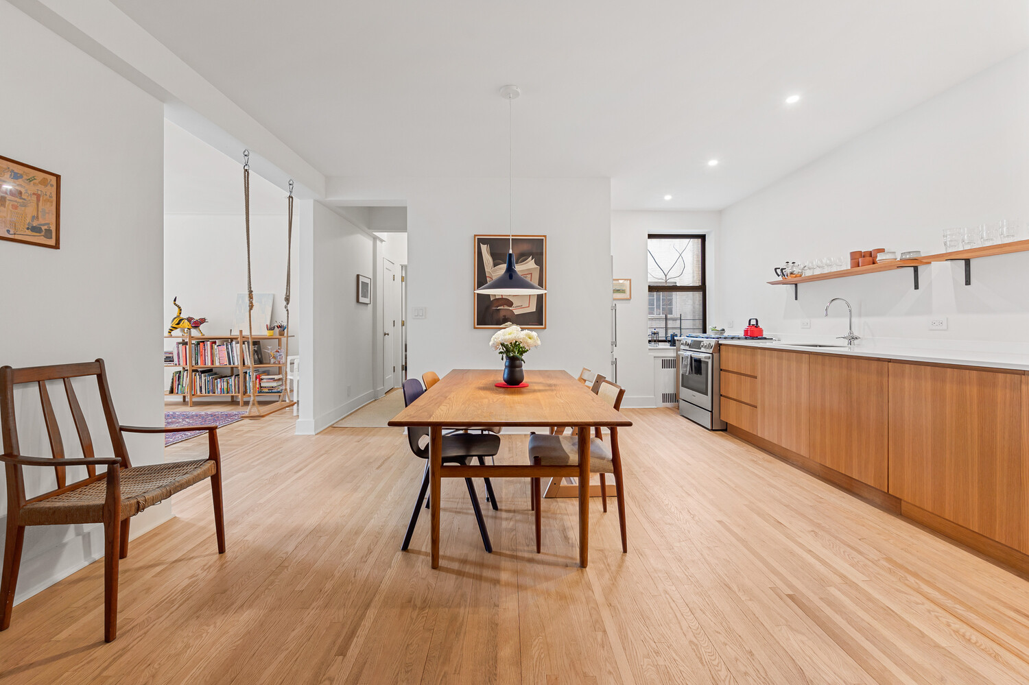 385 Argyle Road 2G Ditmas Park Brooklyn NY 11218