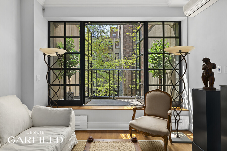 320 East 55th Street TH Sutton Place New York NY 10022