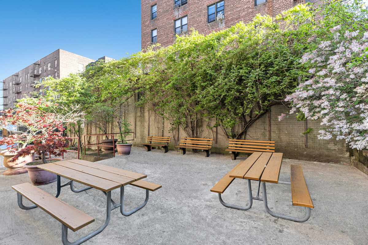 67-30 Clyde Street 5C Forest Hills Queens NY 11375