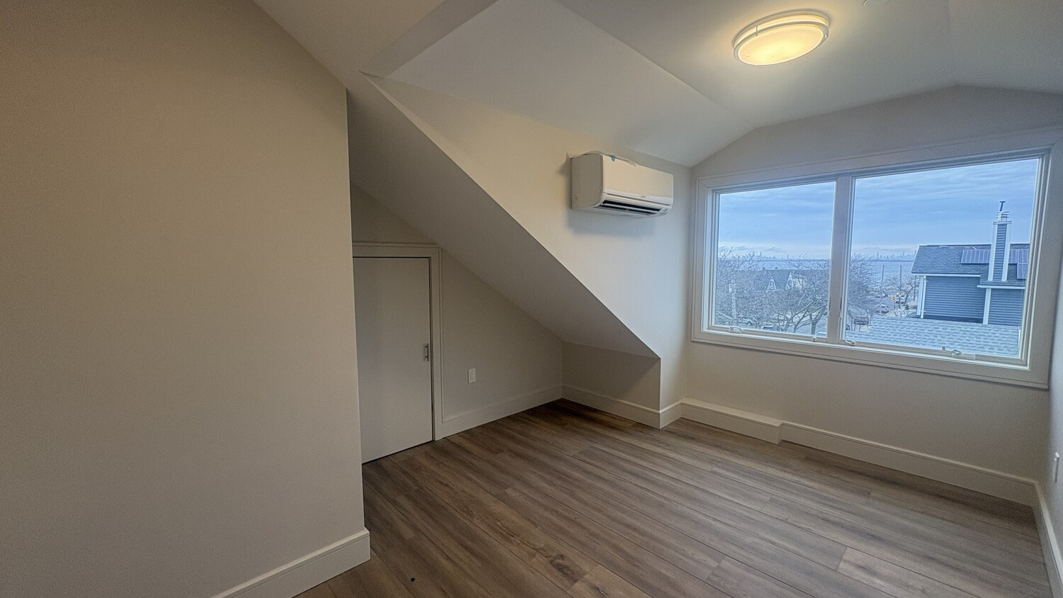 512 Beach 130th Street 3A Belle Harbor Queens NY 11694