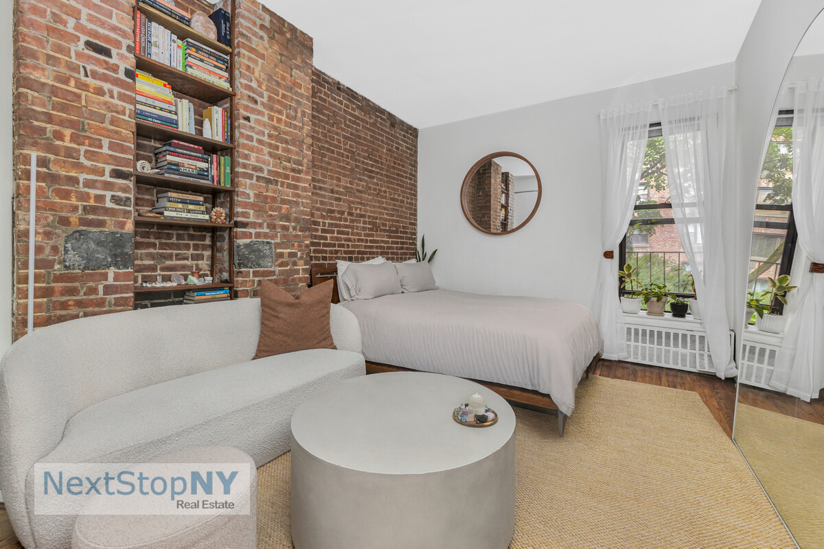 425 East 78th Street 4D Upper East Side New York NY 10075